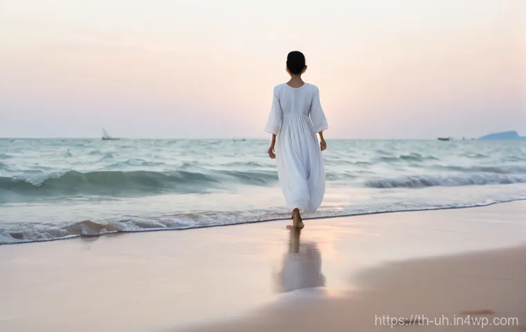 과거 자아 화해의 자원 활용하기 - **Prompt:** A powerful and inspiring image of a resilient Thai individual (gender-neutral, wearing s...